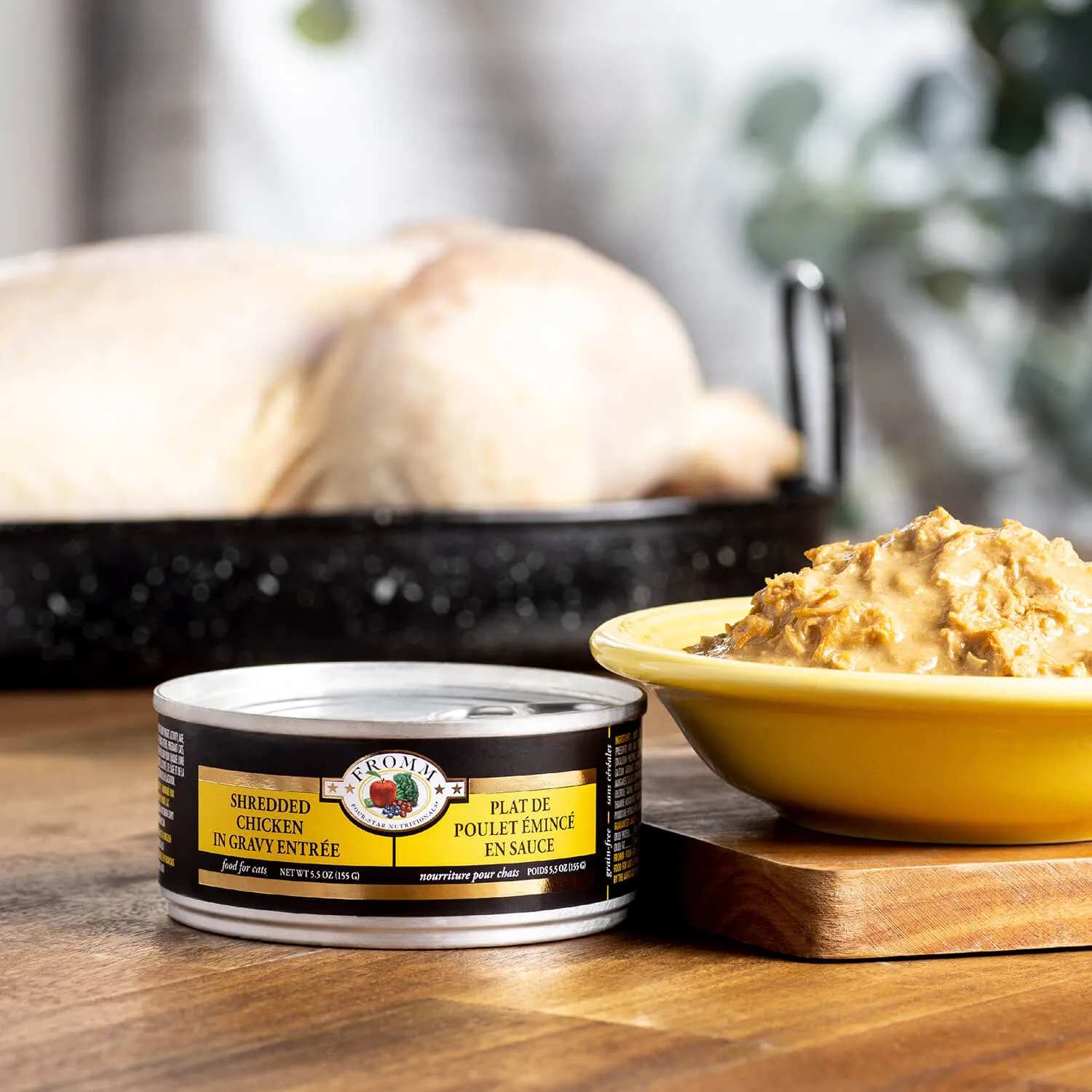 Fromm Four-Star Grain-Free Shredded Chicken in Gravy Canned Cat Food